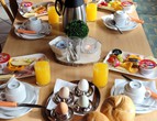 Frühstück im Gasthaus